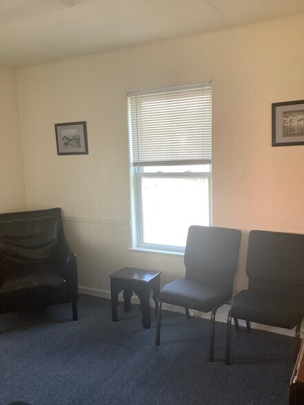 More Photos Of 1359 Centre St, Newton Office For Lease