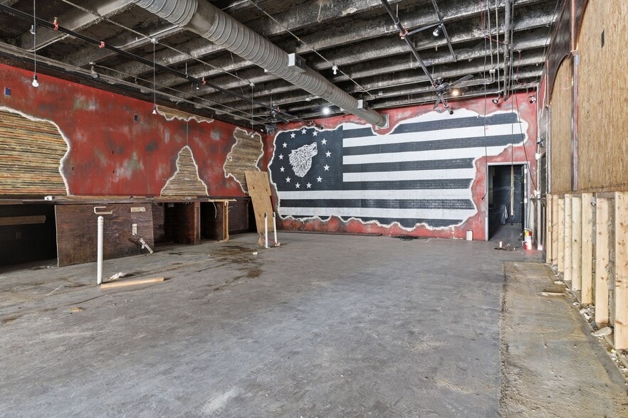 More Photos Of 823 Woodland St, Nashville Freestanding For Lease