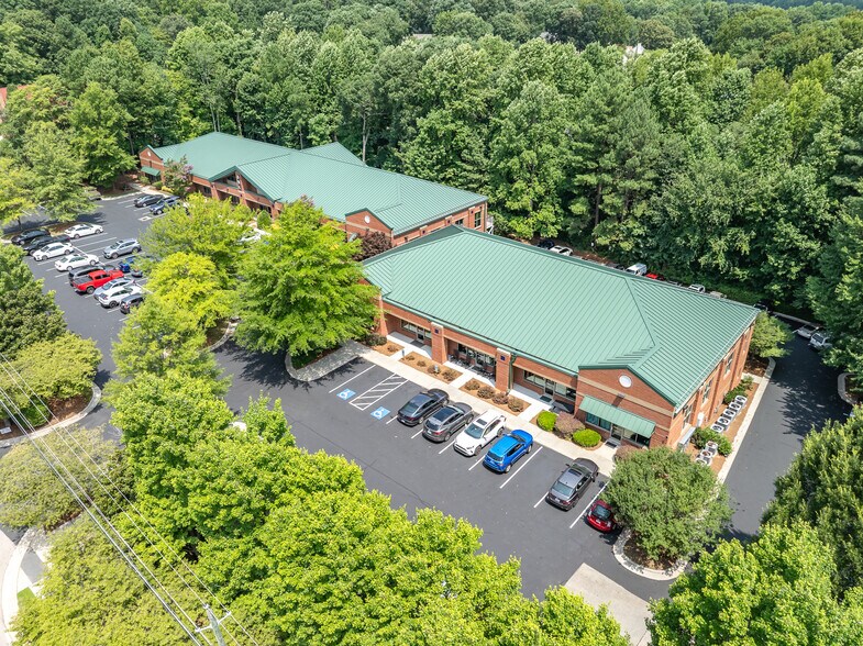 More Photos Of 6300-6310 Chapel Hill Rd, Raleigh Office For Sale