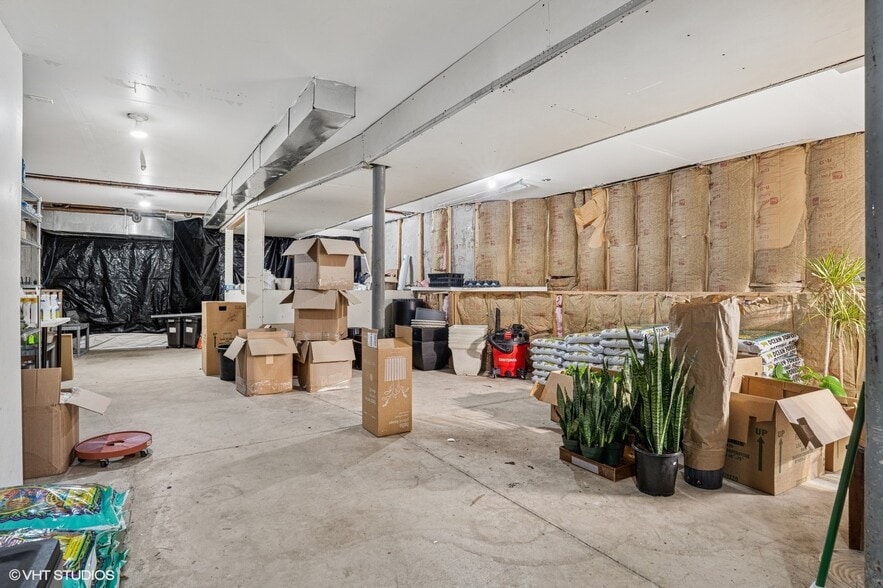 More Photos Of 2321 W North Ave, Chicago Storefront Retail Residential For Lease