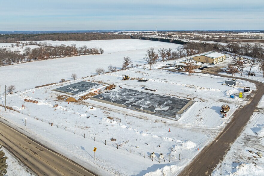 More Photos Of N7144 Bowers Rd, Elkhorn Industrial For Lease