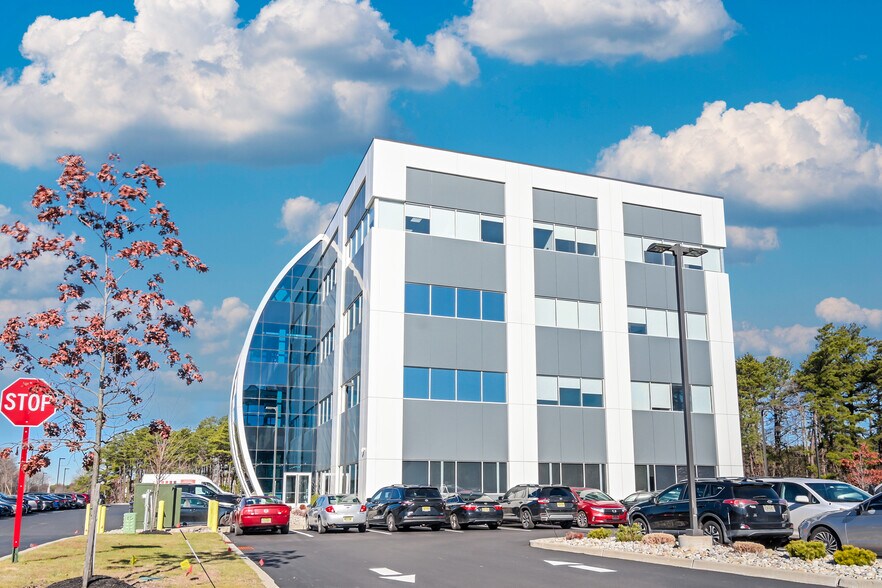 More Photos Of 1999 Cedarbridge Ave, Lakewood Office For Lease