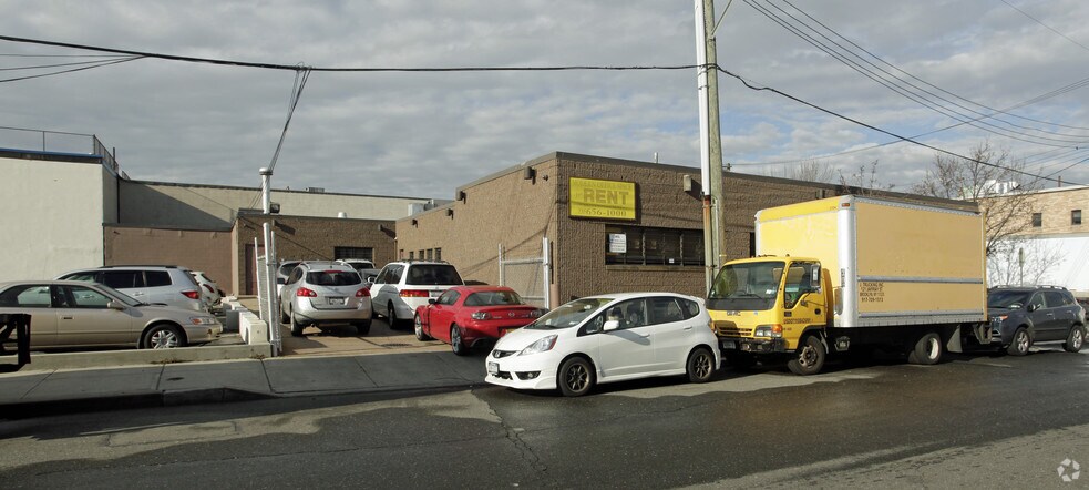 More Photos Of 179-30, 149 Ave, Jamaica Office For Lease