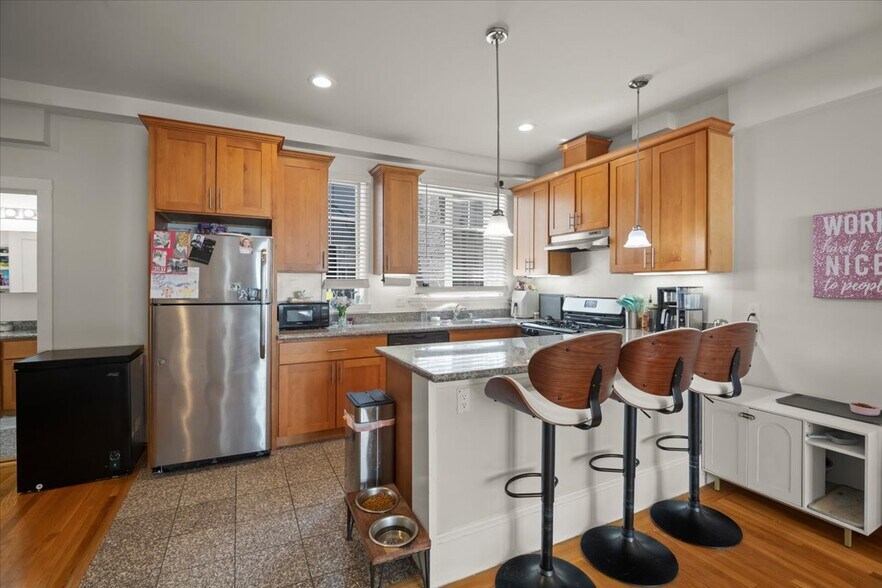 More Photos Of 425 Hyde St, San Francisco Apartments For Sale