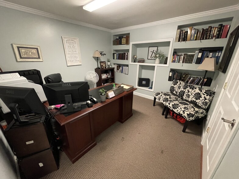More Photos Of 1945 Old Earnhardt Rd, Kannapolis Religious Facility For Sale