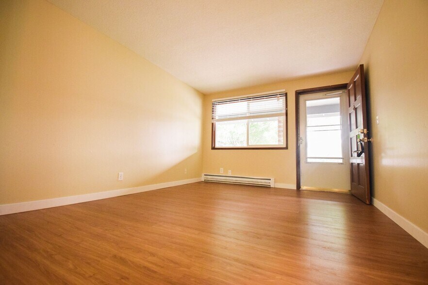 More Photos Of 3118-3124 19th Pl, Forest Grove Apartments For Sale