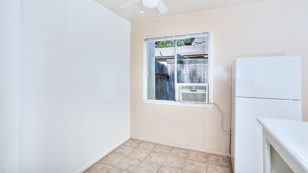 More Photos Of 202 N Florence St, Burbank Multifamily For Sale