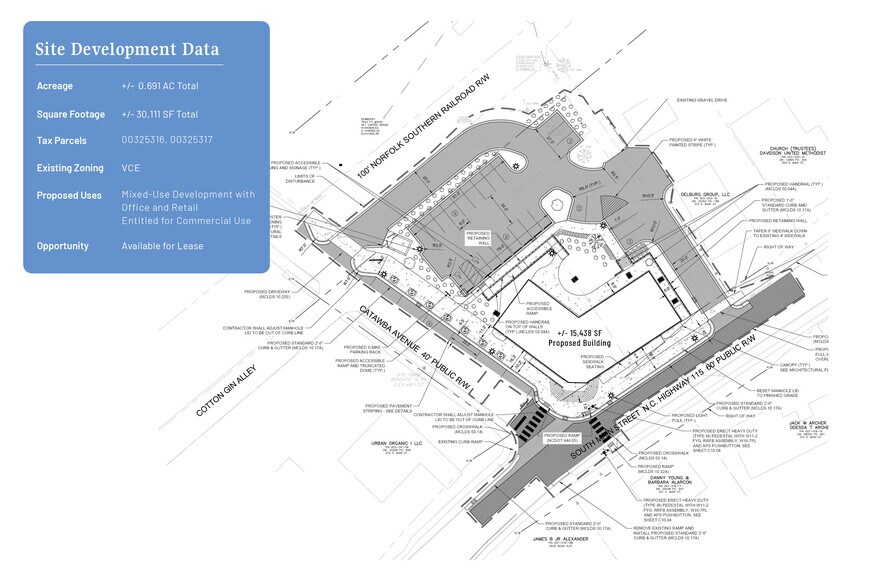 More Photos Of 316 - 320 S Main St, Davidson Storefront Retail Office For Lease