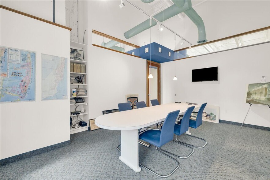 More Photos Of 2830 W State Road 84, Fort Lauderdale Flex For Sale