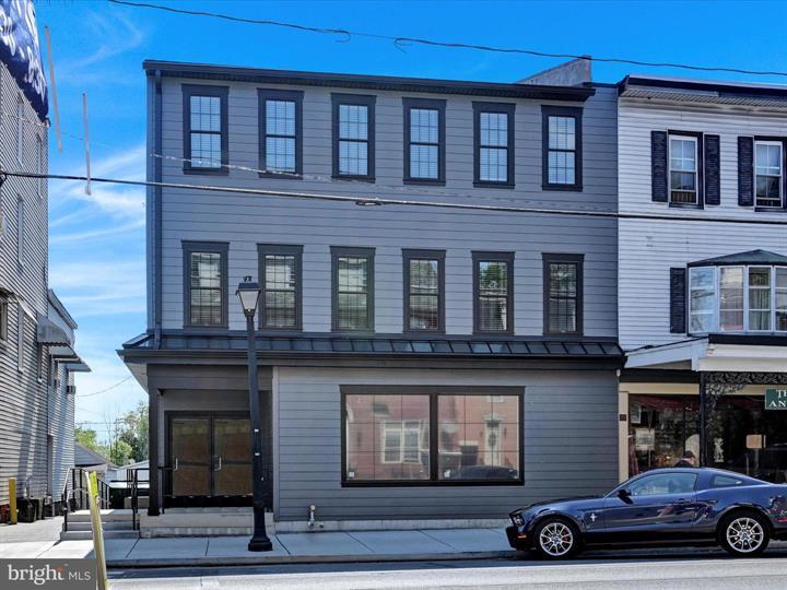 More Photos Of 336-338 Main St, Denver Storefront Retail Residential For Lease