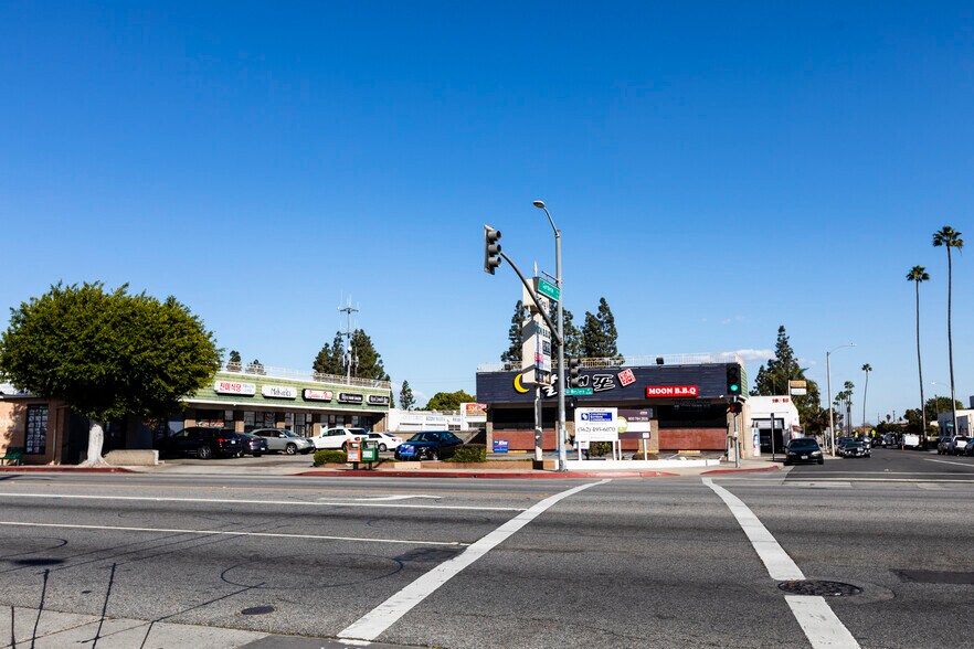 More Photos Of 16320-16334 S Western Ave, Gardena Unknown For Lease