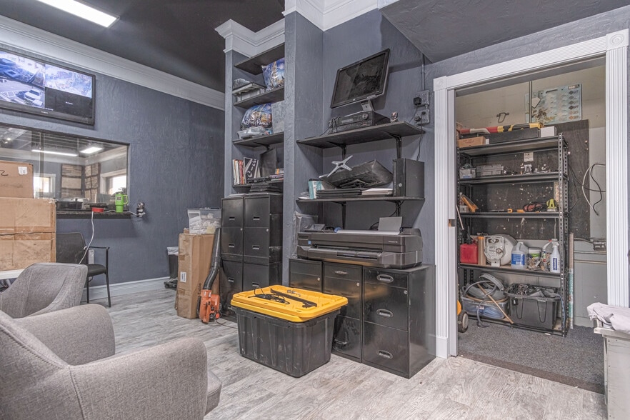 More Photos Of 2036 S Ridgewood Ave, Daytona Beach Medical For Sale