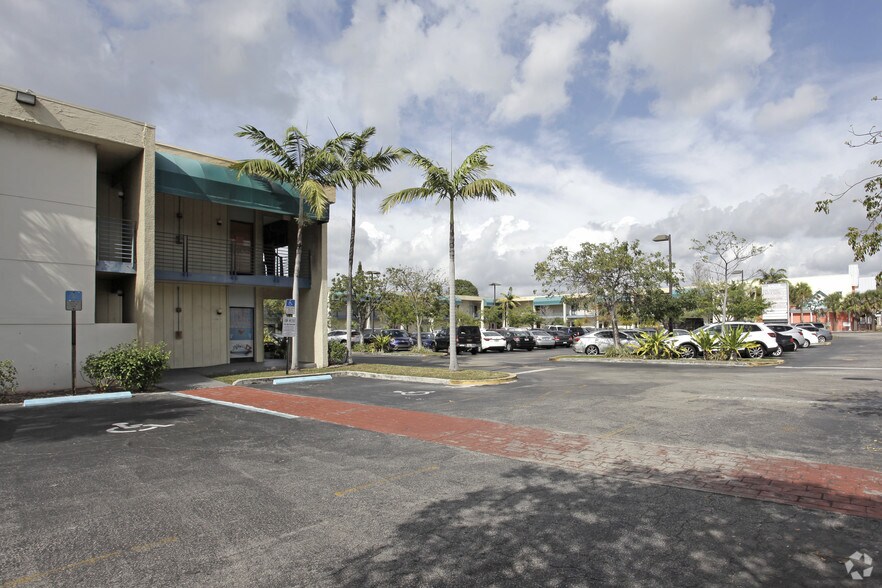 More Photos Of 2331 N State Road 7, Lauderhill Office For Lease