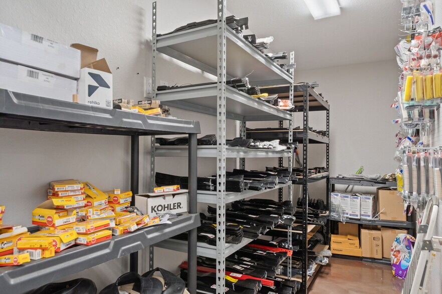 More Photos Of 3275 S Florida Ave, Inverness Office For Sale