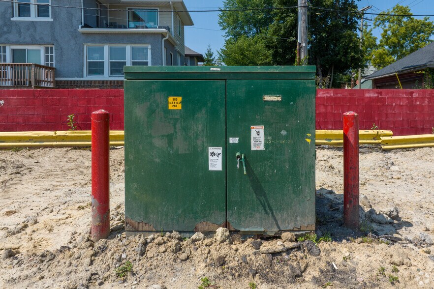 More Photos Of 11501 Woodward Ave, Detroit Land For Lease