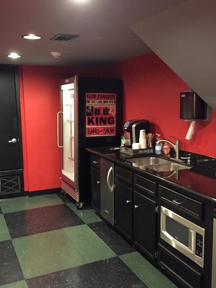 More Photos Of 3635 Glenn Lakes Ln, Missouri City Loft Creative Space For Sale