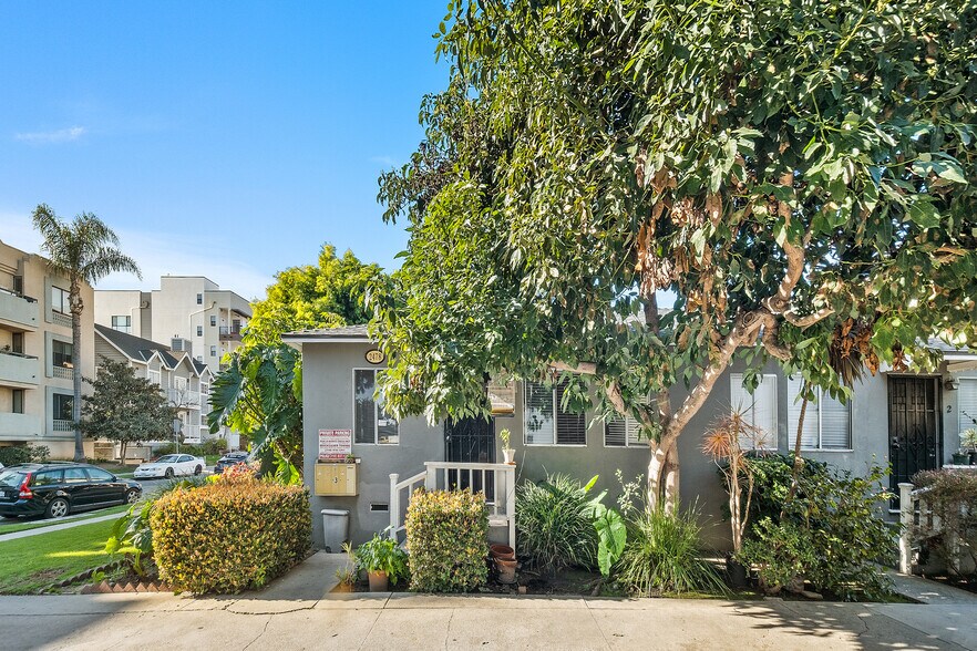 More Photos Of 2478 Purdue Ave, Los Angeles Apartments For Sale