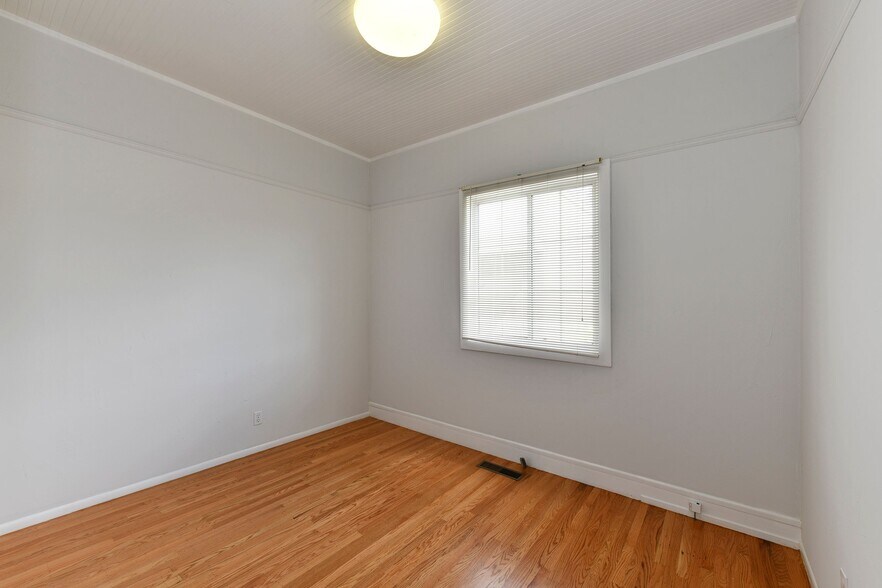 More Photos Of 1200 Jefferson St, Napa Office For Sale