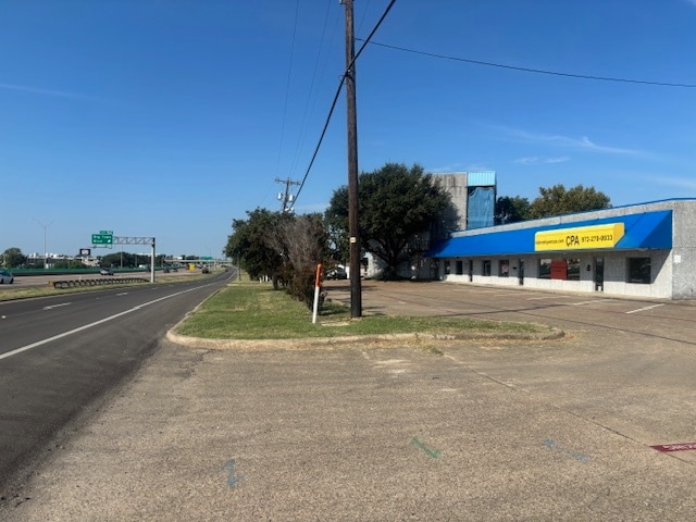 More Photos Of 4355 Interstate 30, Mesquite Office Residential For Lease
