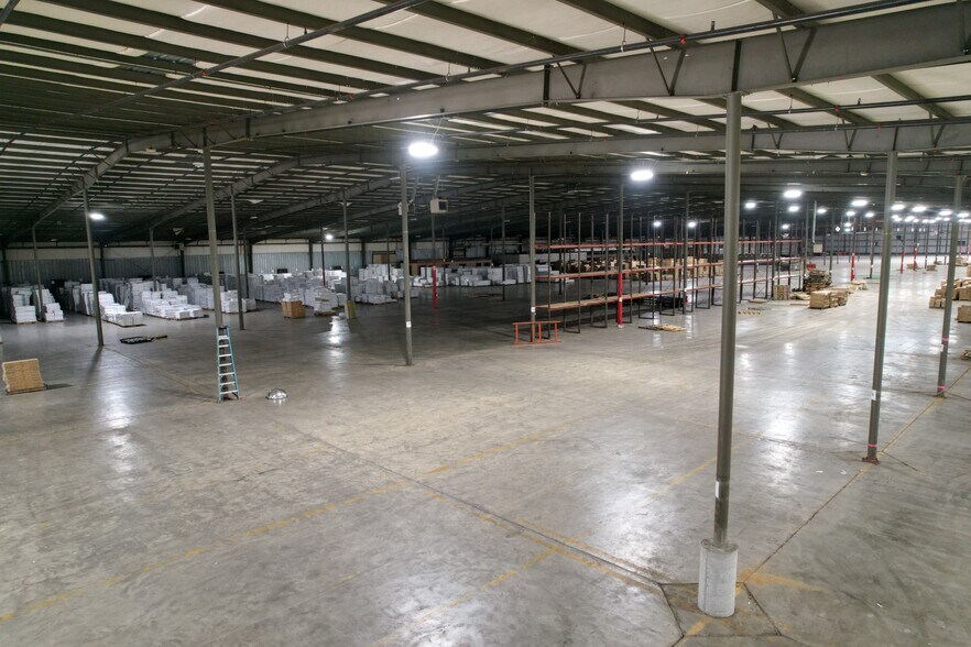 More Photos Of 1100 N Redmond Rd, Jacksonville Unknown For Lease