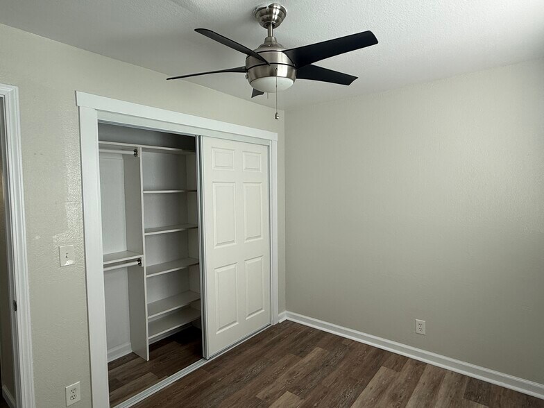 More Photos Of 83 Castro St, Salinas Apartments For Sale