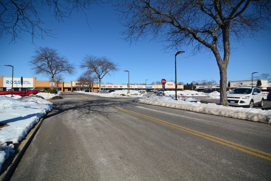 More Photos Of 1088-1791 Old Country Rd, Riverhead Storefront For Lease