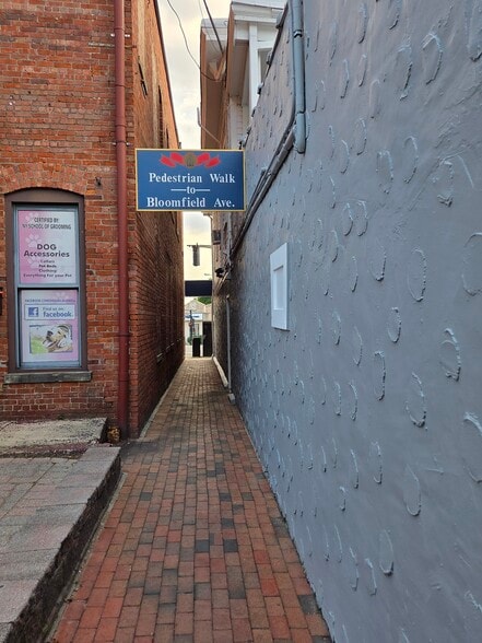More Photos Of 291 Bloomfield Ave, Caldwell Storefront Retail Office For Lease