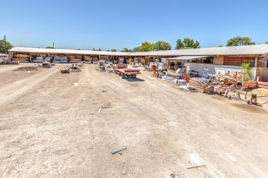 More Photos Of 1454 S Main St, Payette Freestanding For Sale