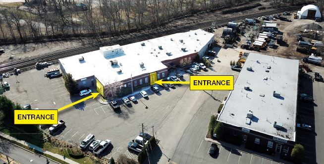 More Photos Of 260 W Crescent Ave, Allendale Warehouse For Lease