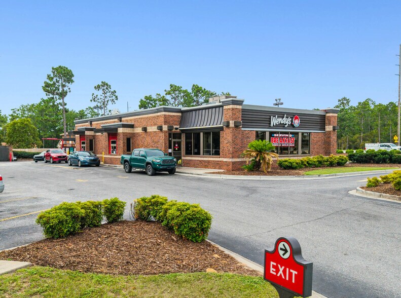 Primary Photo Of 100 Newland Rd, Columbia Fast Food For Sale