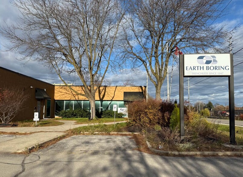More Photos Of 1775 N Sheridan Way, Mississauga Office For Lease