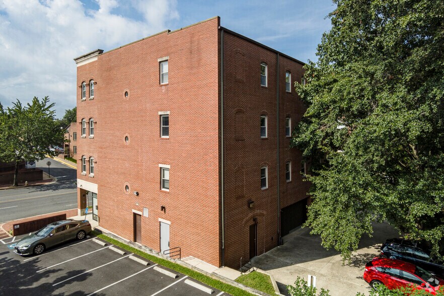 More Photos Of 1429 Duke St, Alexandria Medical For Lease