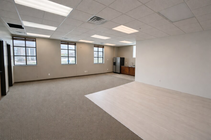 More Photos Of 406-454 W 800 N, Orem Unknown For Lease