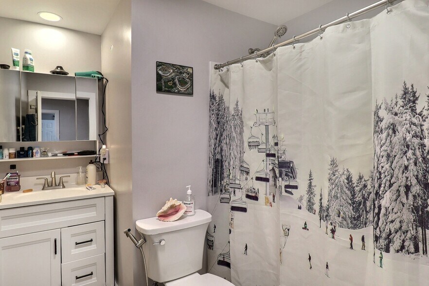 More Photos Of 306 Merwinsburg Rd, Effort Apartments For Sale