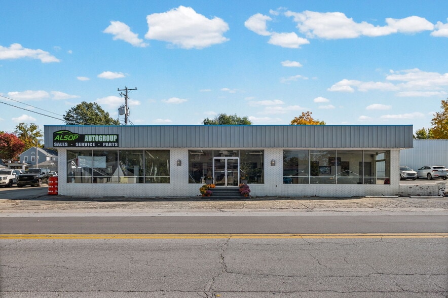 Primary Photo Of 400 E Pike St, Attica Auto Dealership For Sale