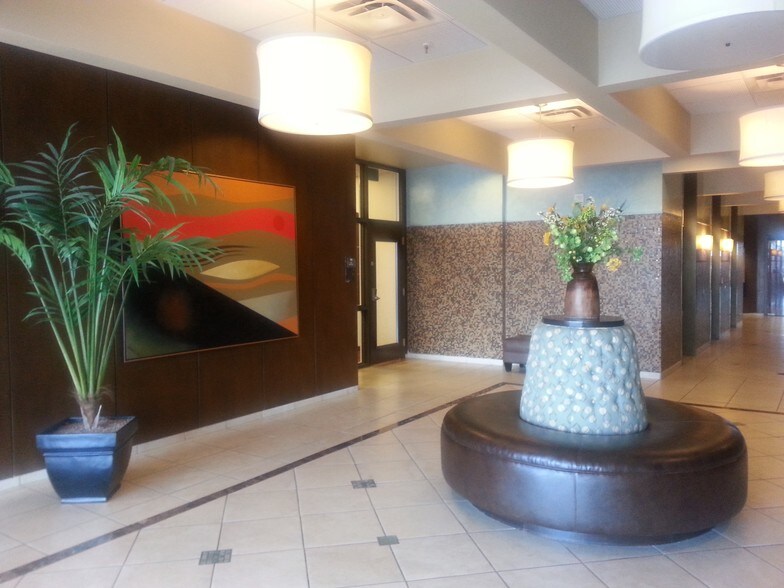 More Photos Of 2440 Louisiana Blvd NE, Albuquerque Office For Lease