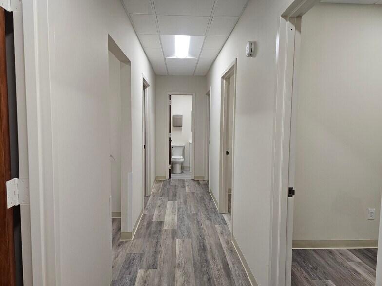 More Photos Of 369 E Main St, East Islip Medical For Lease