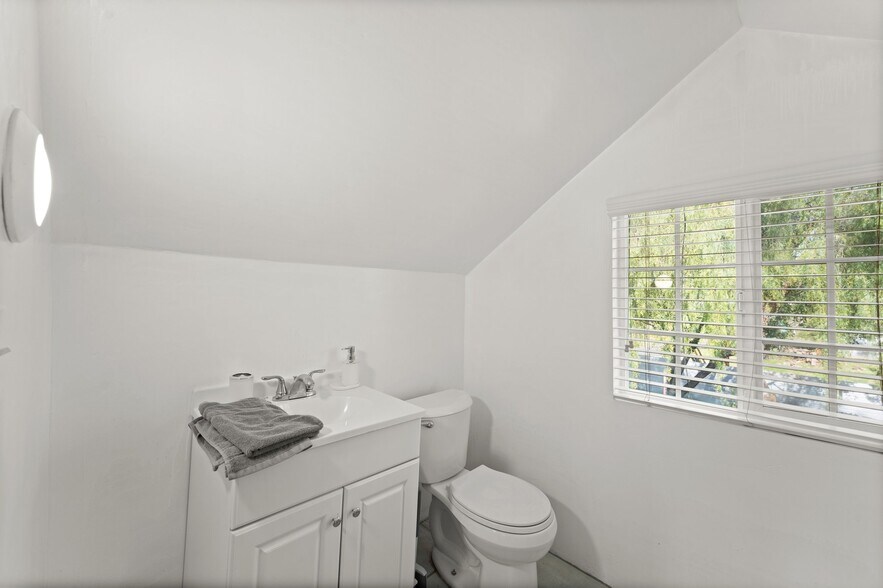 More Photos Of 520 W Randall Ave, Rialto Land For Sale