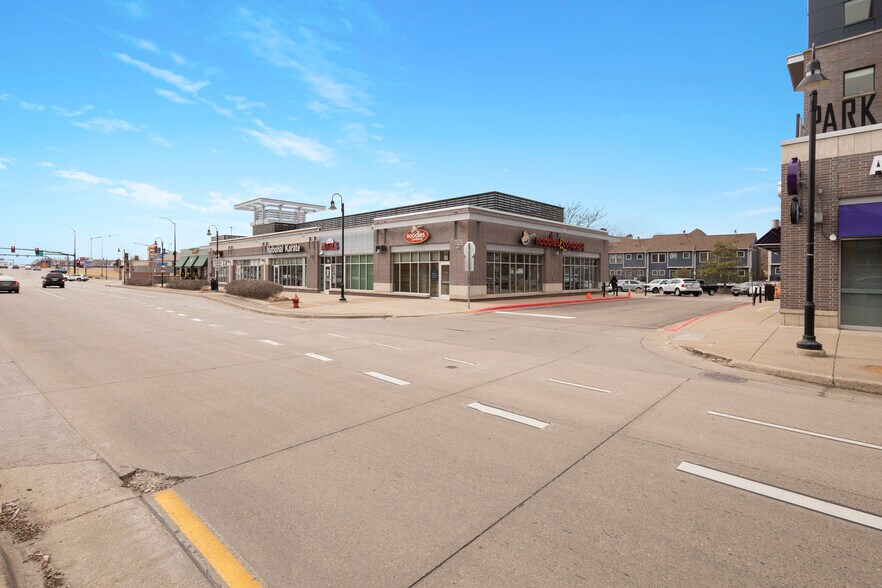 More Photos Of 7600-7620 Lyndale Ave S, Richfield Unknown For Lease