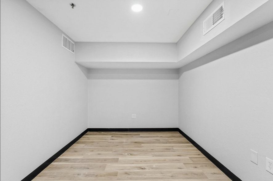 More Photos Of 1301 E Almeria Rd, Phoenix Loft Creative Space For Sale