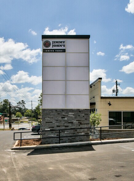 More Photos Of 1706 Capital Cir NE, Tallahassee General Retail For Lease