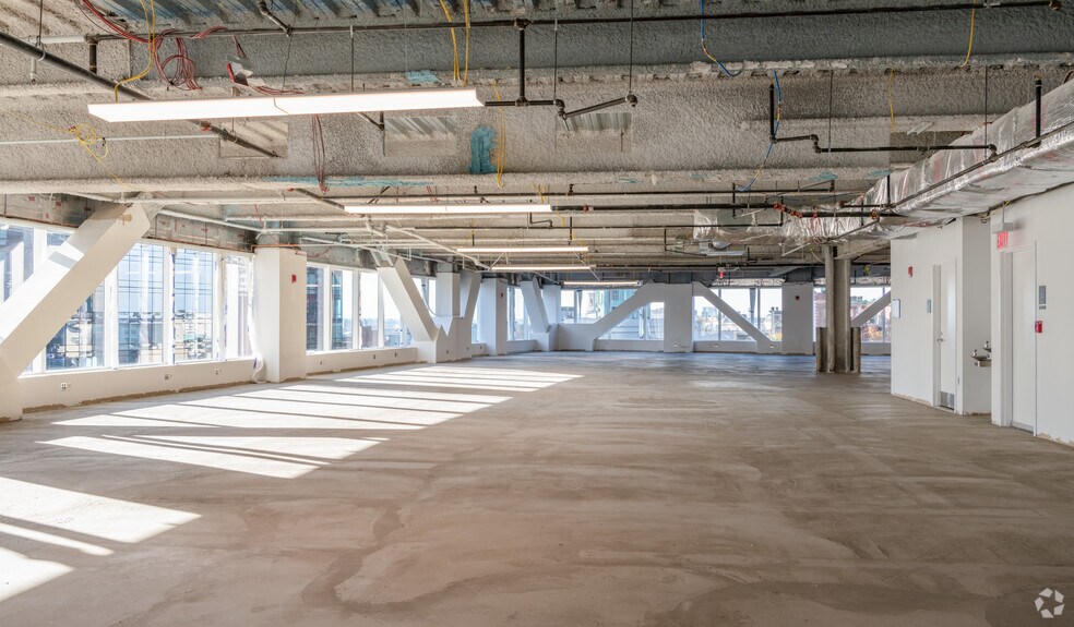 More Photos Of 33 Arch St, Boston Office For Lease