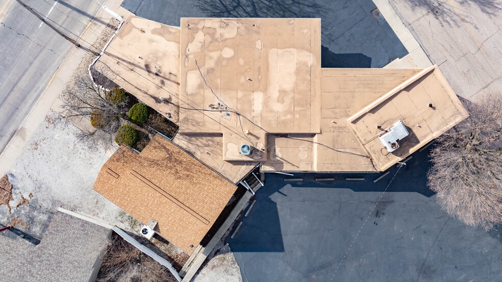 More Photos Of 344 St Louis ave, East Alton Office For Sale