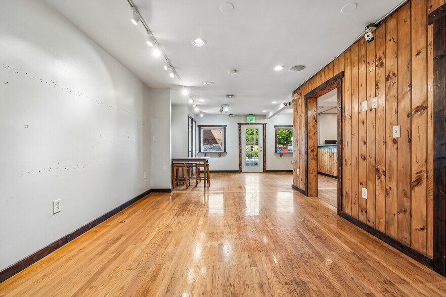 More Photos Of 271 Newark Ave, Jersey City Storefront Retail Residential For Sale