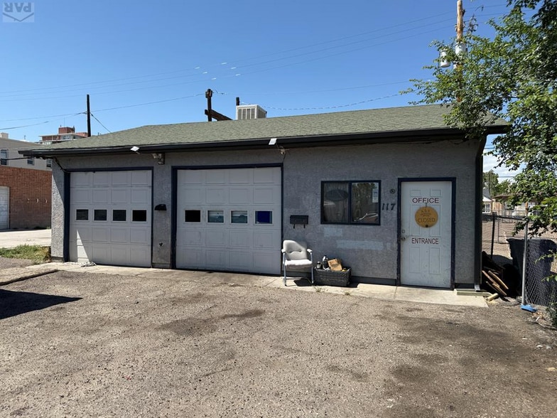 Primary Photo Of 117 W 13th St, Pueblo Auto Repair For Sale