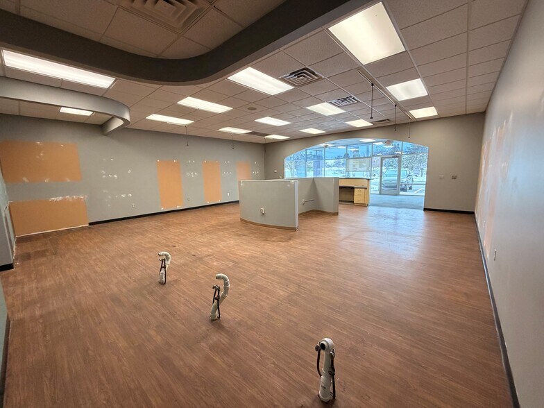 More Photos Of 1259 Post Dr NE, Belmont Storefront Retail Office For Lease