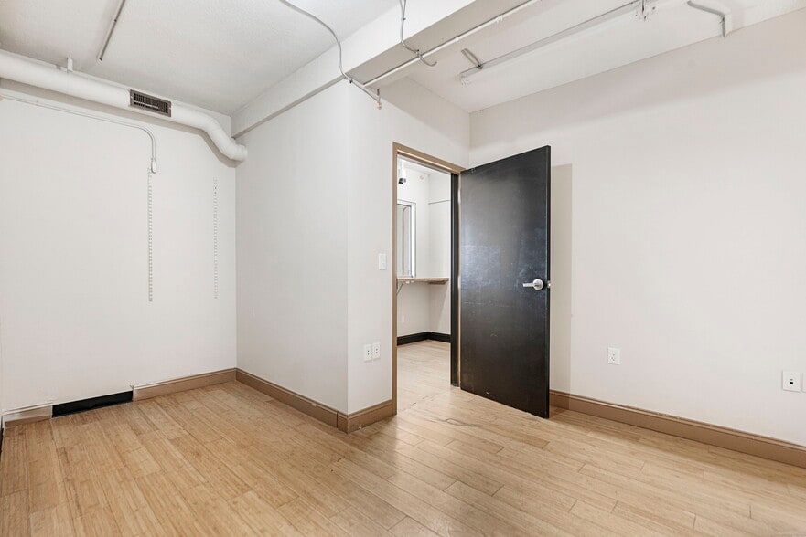 More Photos Of 5410-5430 W 44th Ave, Denver Freestanding For Lease