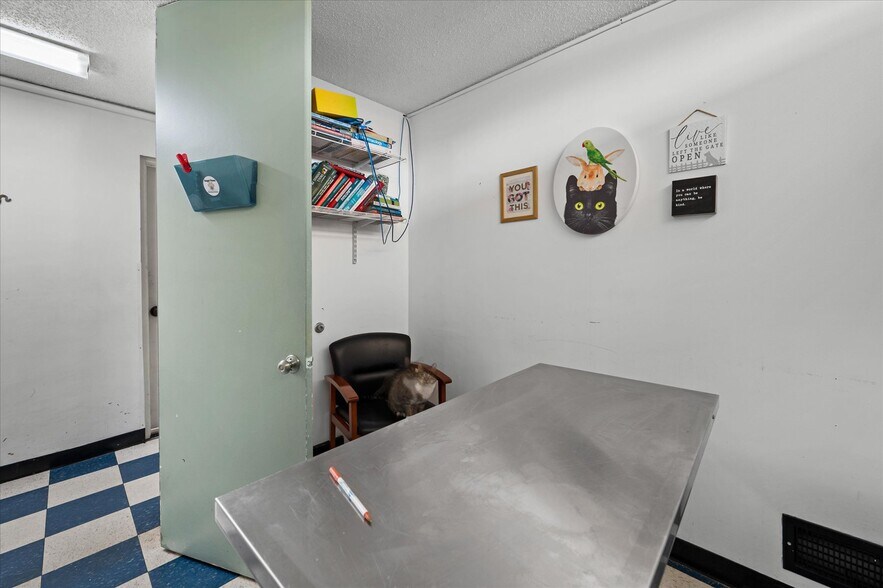 More Photos Of 160 E 4800 S, Salt Lake City Storefront Retail Office For Sale