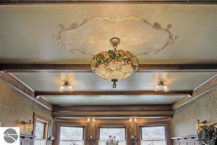 More Photos Of 230 Wellington St, Traverse City Hospitality For Sale