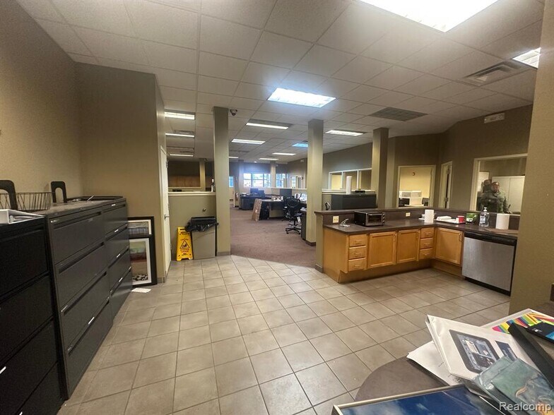 More Photos Of 4705 Conner St, Detroit General Retail For Lease